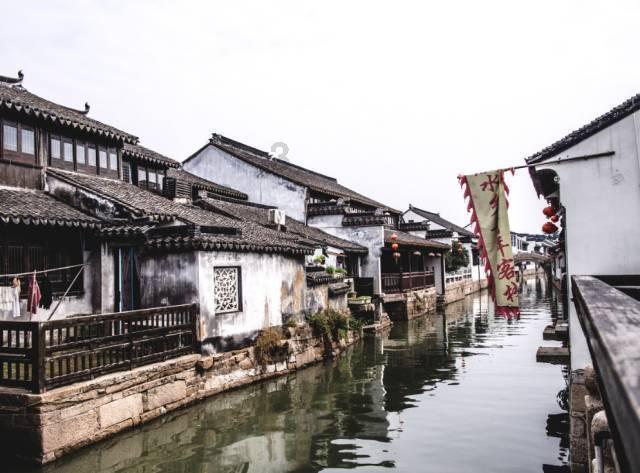 喝黄芪水，人为什么会变瘦？提醒：黄芪水的副作用，别再忽视